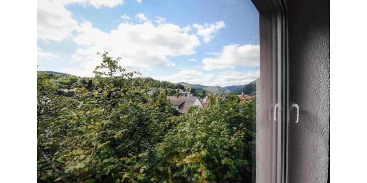 4 Zimmer Whg. (1.OG - 127m²) in Annweiler am Trifels zu vermieten 4 zimmer