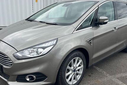 Ford S-Max 243.000 km 6.499 &euro; Berlin 12057