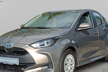 Toyota Yaris 37.523 km 18.980 &euro; Pirna 01796