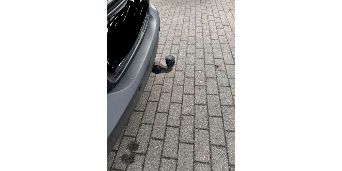 VW Tiguan 180.539 km 7.950 &euro; Flensburg 24943