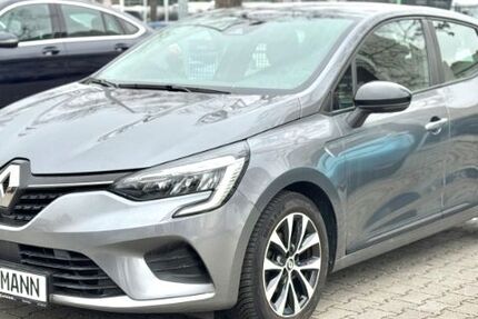 Renault Clio 37.747 km 13.490 &euro; Berlin 13581