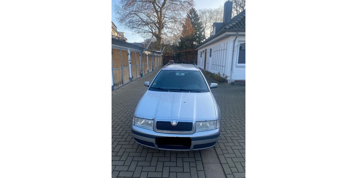Skoda Octavia 328.766 km 1.725 &euro; Bremen 28203