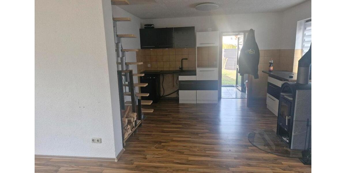 Einfamilienhaus Röthenbach an der Pegnitz - 2 Zimmer, 60 m&sup2;, 900&euro; | Angebot:25523072