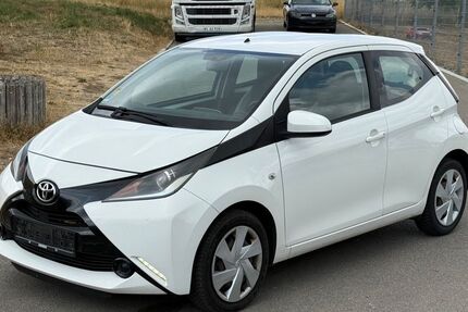 Toyota Aygo (X) 218.000 km 3.250 &euro; Dotternhausen 72359