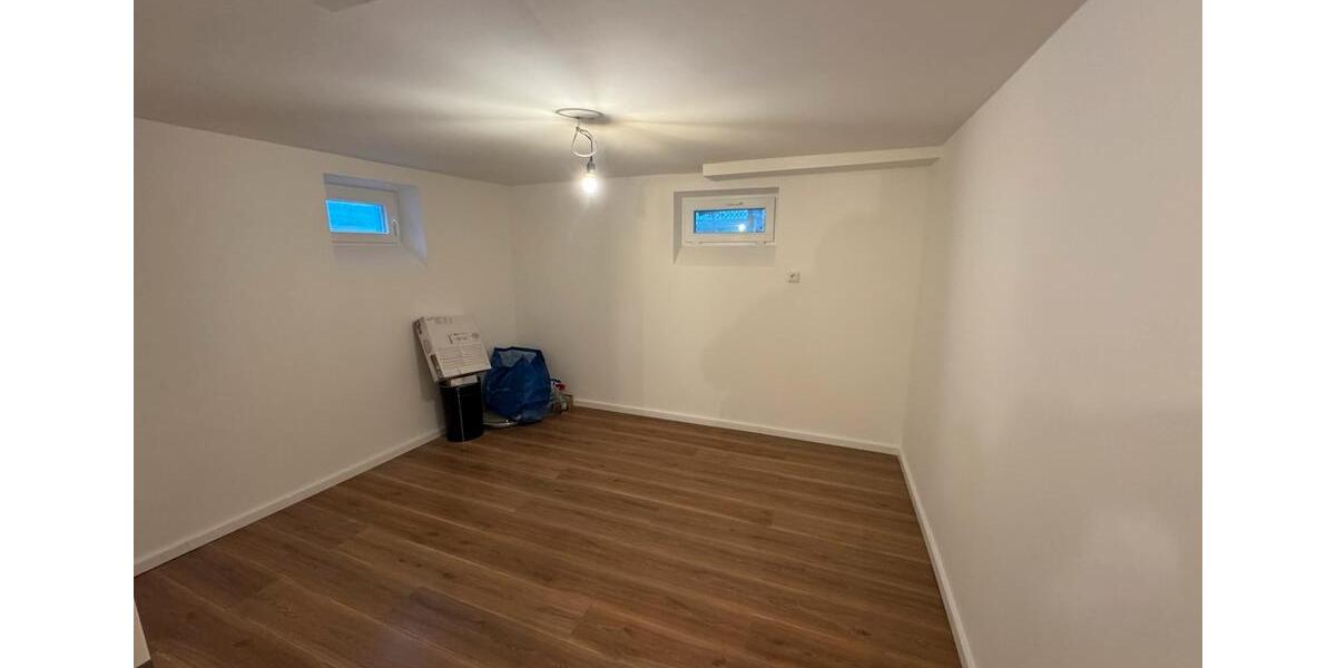 4 Zimmer Wohnung EG Soutteran Mit Garten auch Als WG oder Monteur 4 zimmer