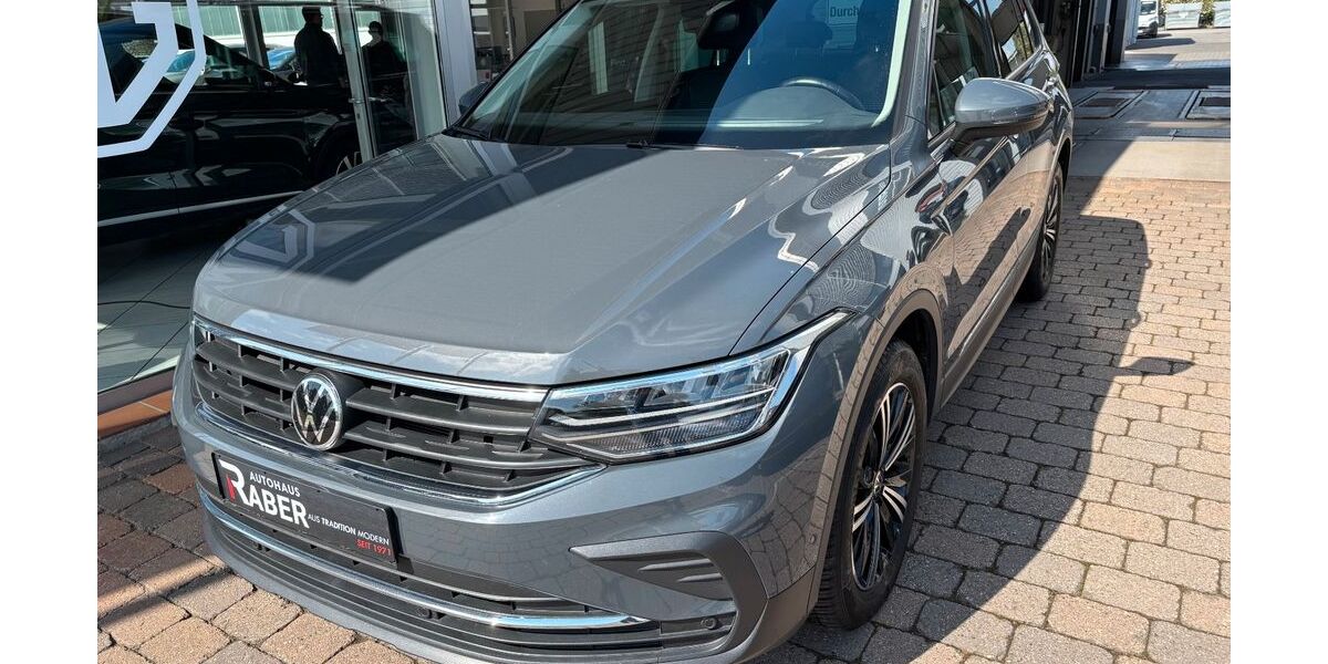 VW Tiguan 73.920 km 24.890 &euro; Neustadt 67433