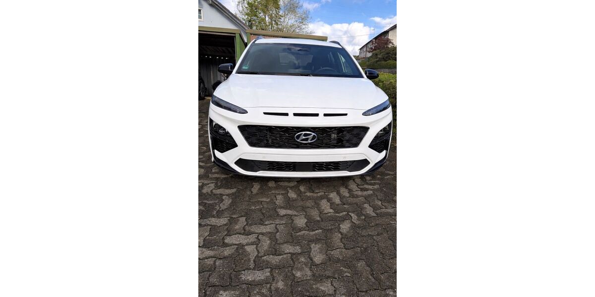 Hyundai KONA 25.870 km 24.499 &euro; Gummersbach 51645