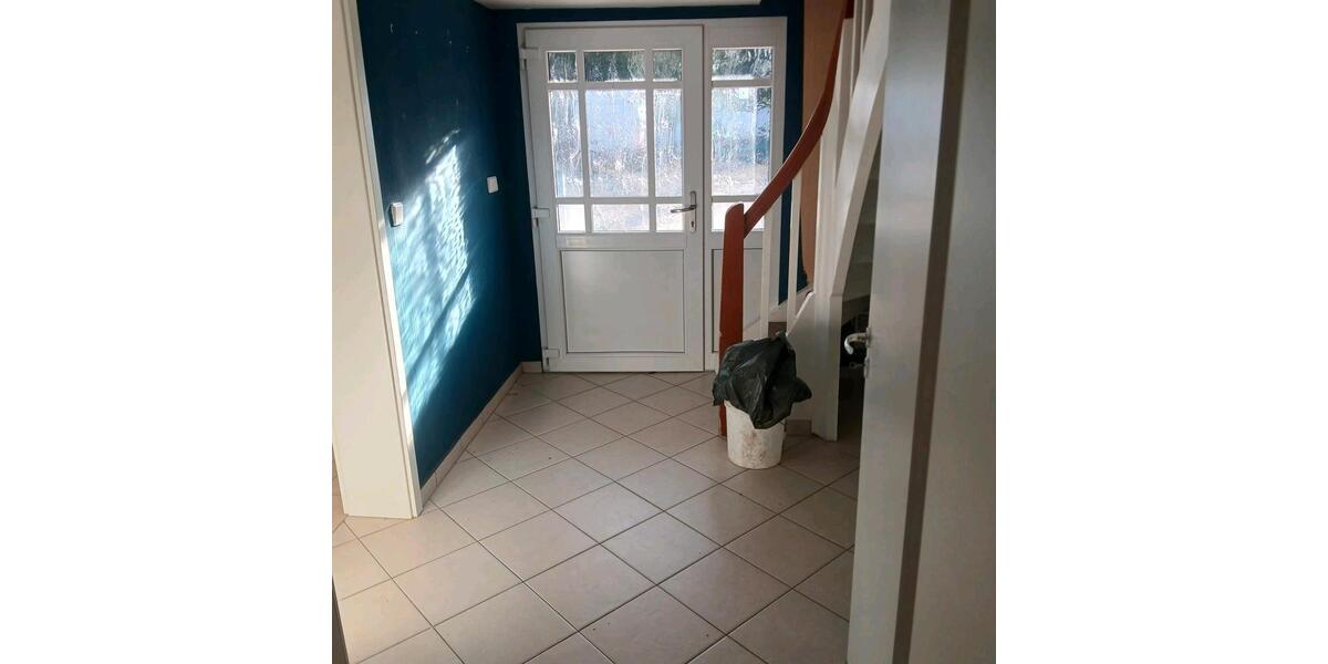 Etagenwohnung Calvörde Wegenstedt - 7 Zimmer, 210 m&sup2;, 950&euro; | Angebot:25297798