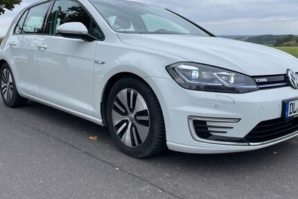 VW Golf 69.000 km 15.500 &euro; Waldheim 04736