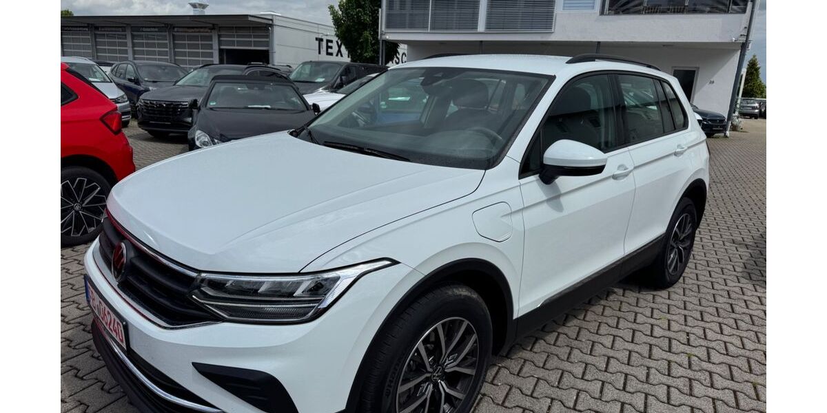 VW Tiguan 50.814 km 24.490 &euro; Butzbach 35510