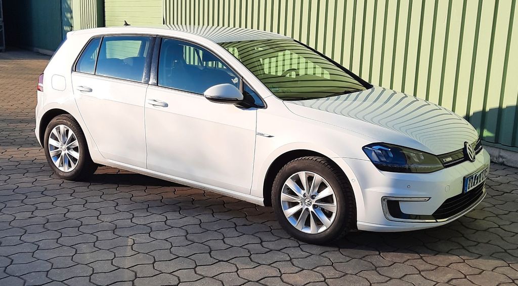 VW Golf 185.000 km 7.499 &euro; Bad Nenndorf 31542