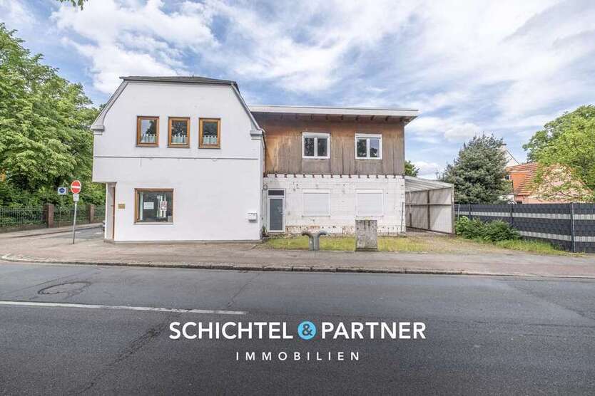 Haus zum Kaufen in Bremen 349.000 € 260 m²