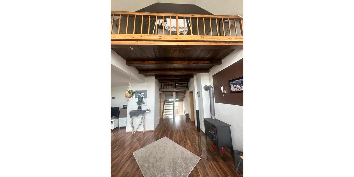 Einfamilienhaus Altenstadt an der Waldnaab - 6 Zimmer, 207 m&sup2;, 350.000&euro; | Angebot:25657259