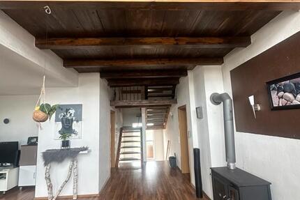 Haus Altenstadt an der Waldnaab - 6 Zimmer, 207 m&sup2;, 350.000&euro; | Angebot:25657259