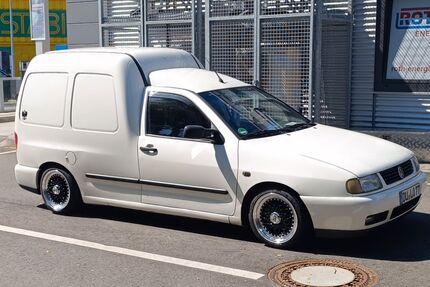 VW Caddy 152.000 km 1.999 &euro; Duisburg 47137