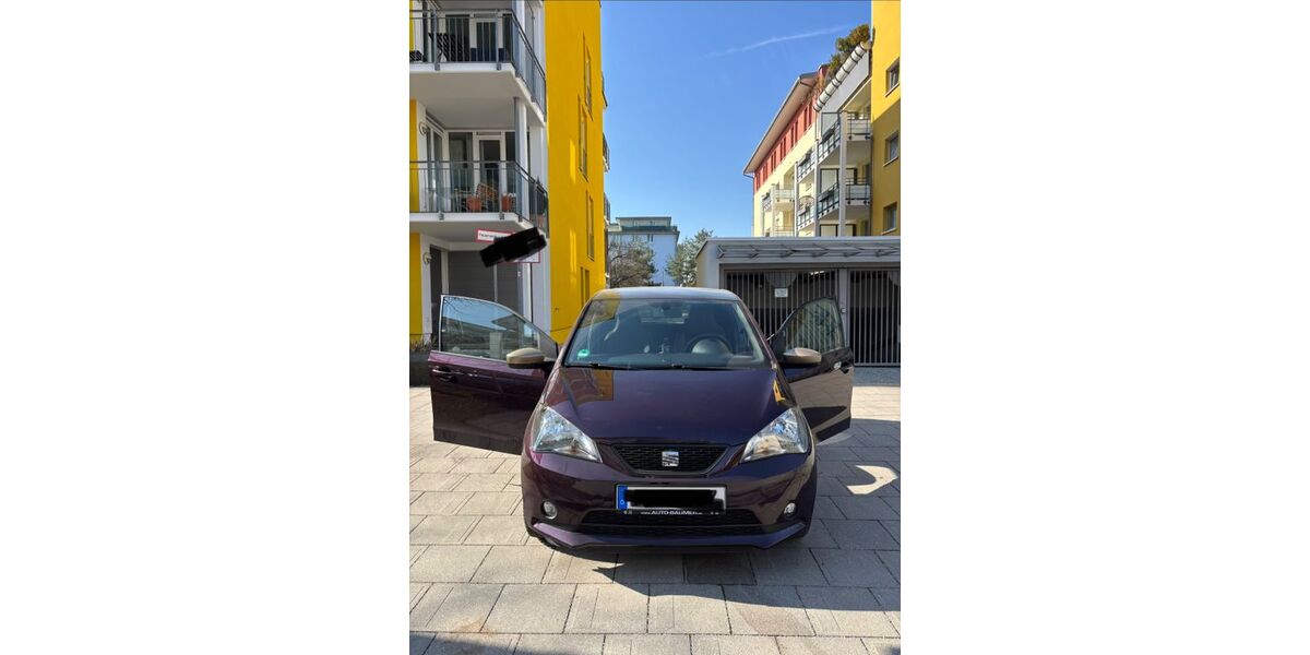 Seat Mii 45.700 km 8.600 &euro; München 80807