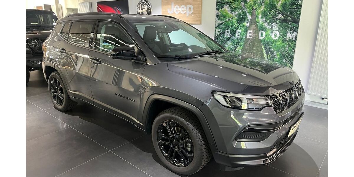 Jeep Compass 23.450 km 22.990 &euro; Leipzig 04179