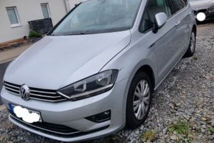 VW Golf Sportsvan 142.000 km 9.400 &euro; Bad Lippspringe 33175