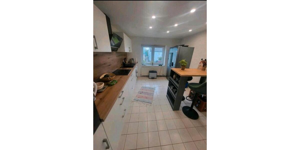 Etagenwohnung Nohfelden - 4 Zimmer, 85 m&sup2;, 800&euro; | Angebot:26535496