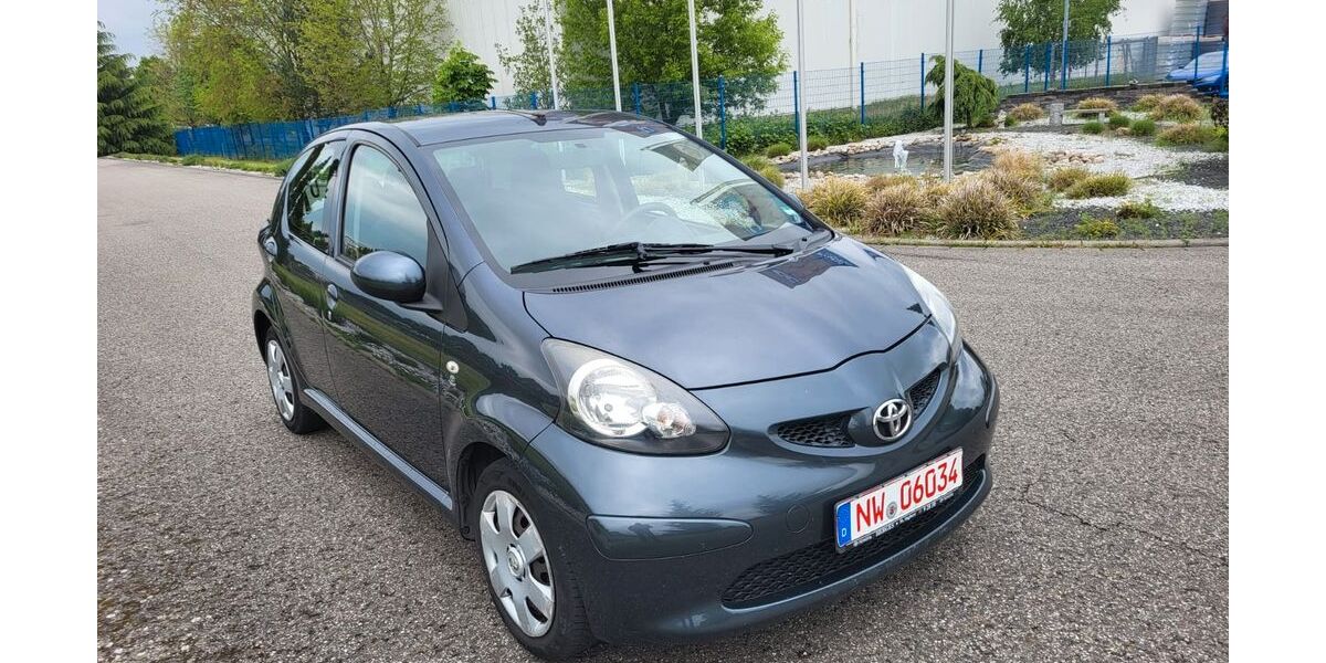 Toyota Aygo (X) 118.500 km 2.950 € Neustadt/Weinstr 67433