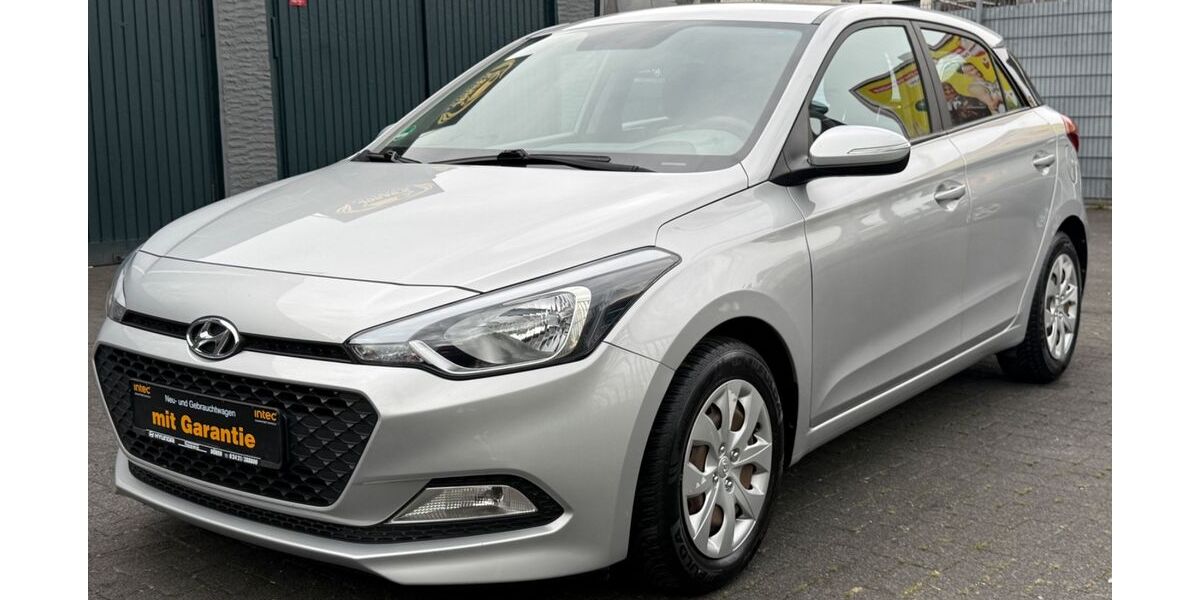 Hyundai i20 83.000 km 8.400 &euro; Bergisch Gladbach 51469