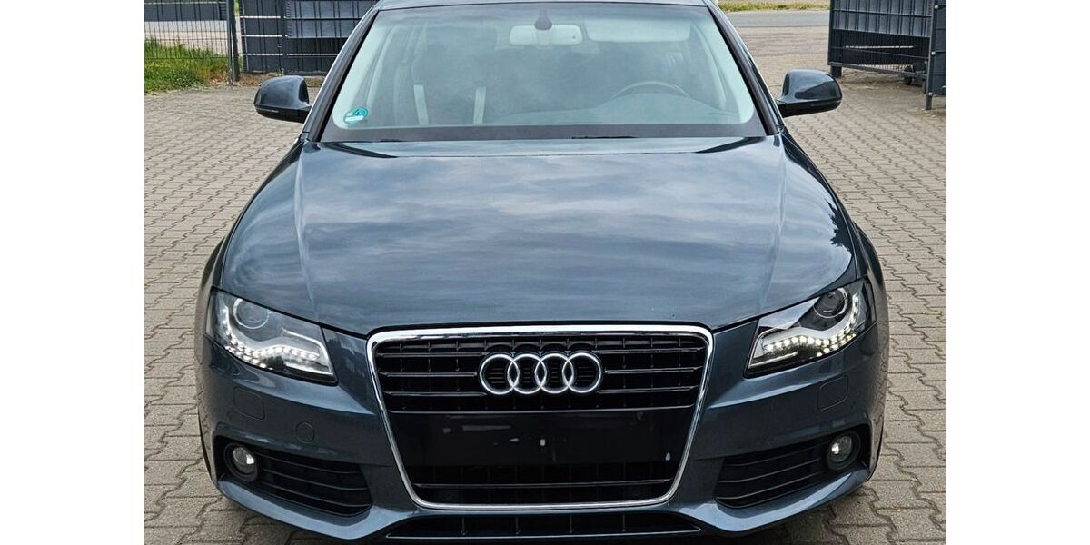 Audi A4 129.800 km 13.200 &euro; Leezen 19067