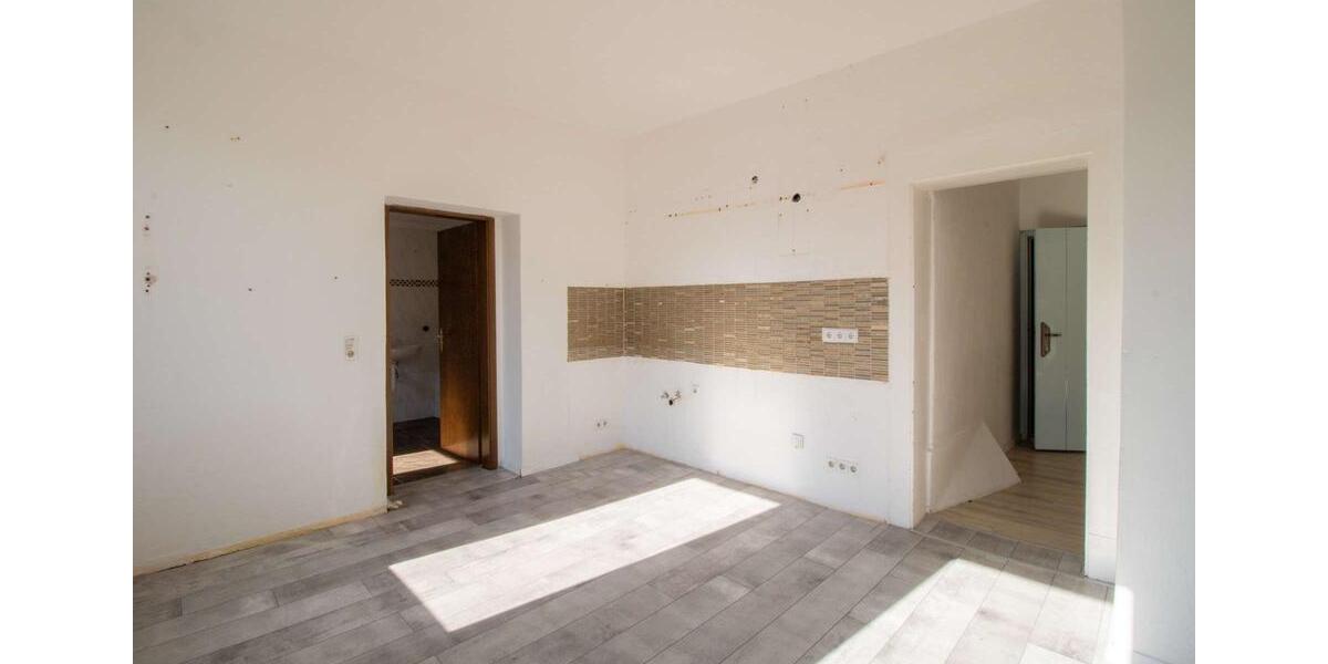 Etagenwohnung Rehau - 4 Zimmer, 122 m&sup2;, 700&euro; | Angebot:24597217