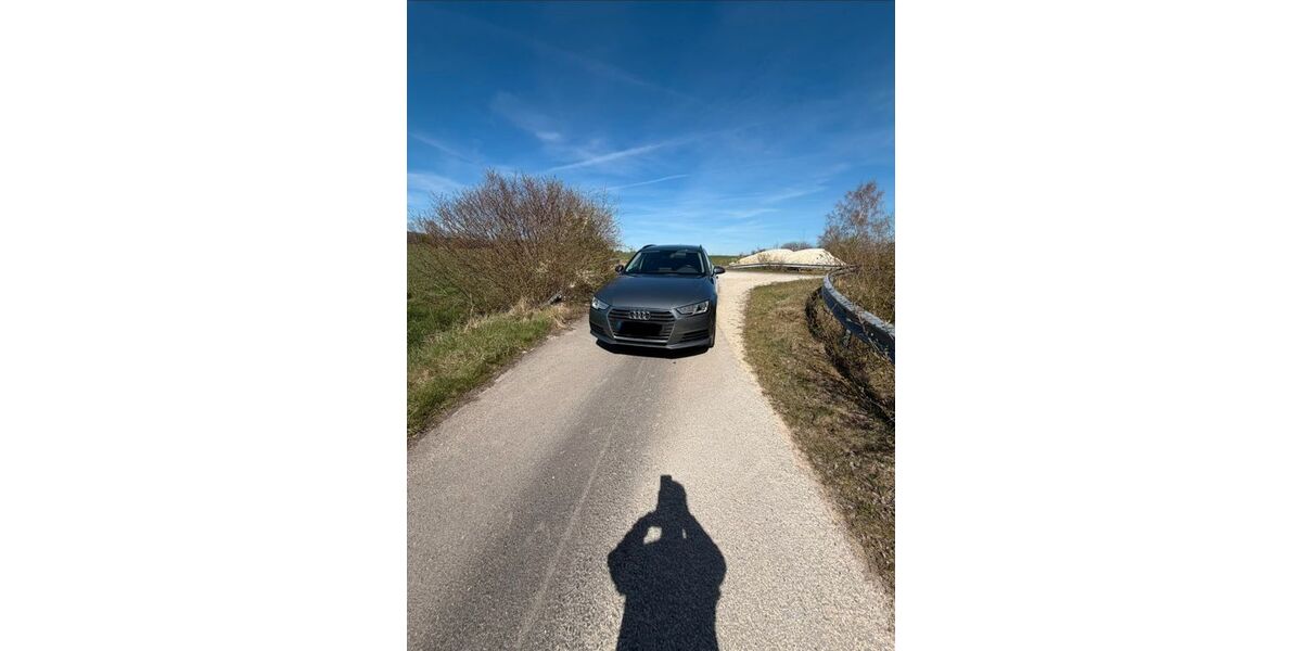 Audi A4 128.000 km 17.500 &euro; Bad Gandersheim 37581