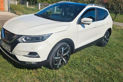 Nissan Qashqai 124.000 km 14.200 € Rosenheim 83022