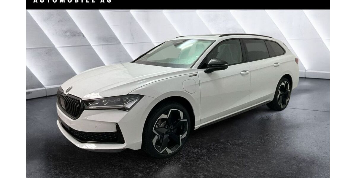 Skoda Superb 9.990 km 49.980 &euro; Berlin 12681