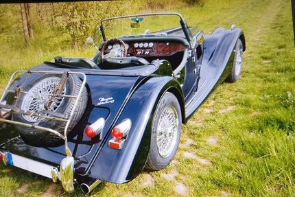 Morgan Plus 8