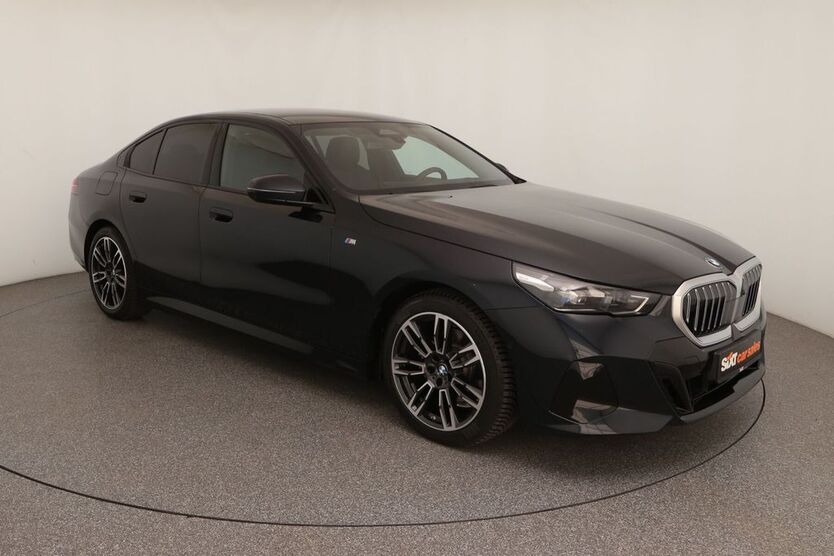 BMW 520 27.120 km 53.440 € Garching 85748