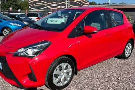 Toyota Yaris 25.821 km 9.999 &euro; Saarlouis 66740
