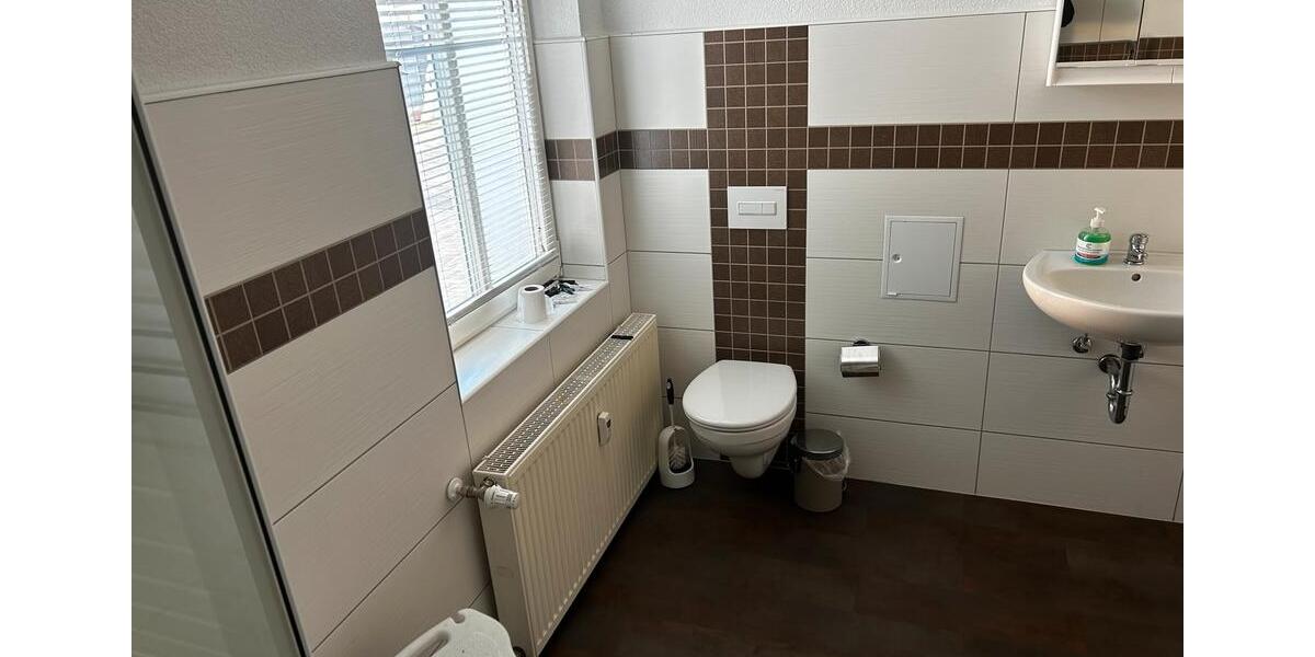 Hochparterre Arnstadt - 5 Zimmer, 112 m&sup2;, 850&euro; | Angebot:25416133