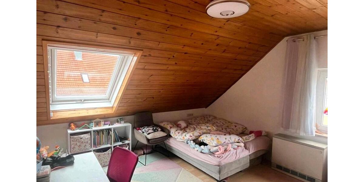 Dachgeschoßwohnung Aichstetten - 4 Zimmer, 84 m&sup2;, 1.150&euro; | Angebot:26664922