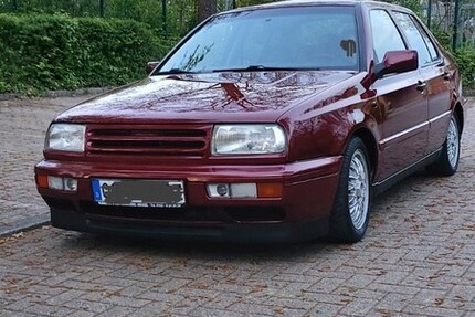 VW Vento 223.500 km 1.950 &euro; Bohmte 49163