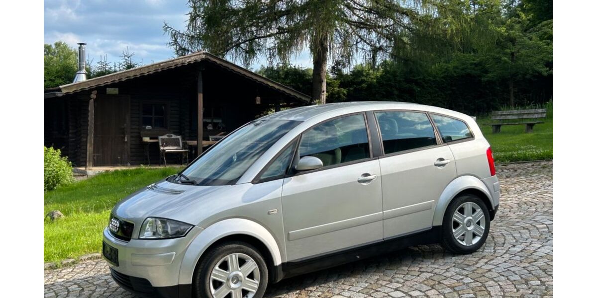 Audi A2 120.000 km 5.650 &euro; Neureichenau 94089