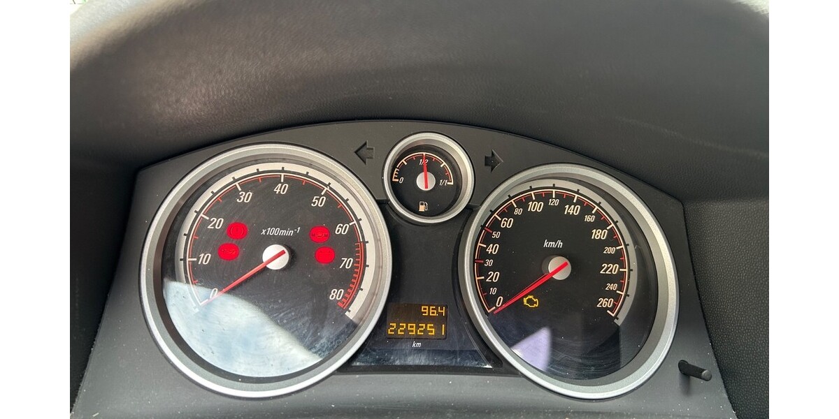 Opel Astra H GTC 230.000 km 2.500 &euro; Gersthofen 86368