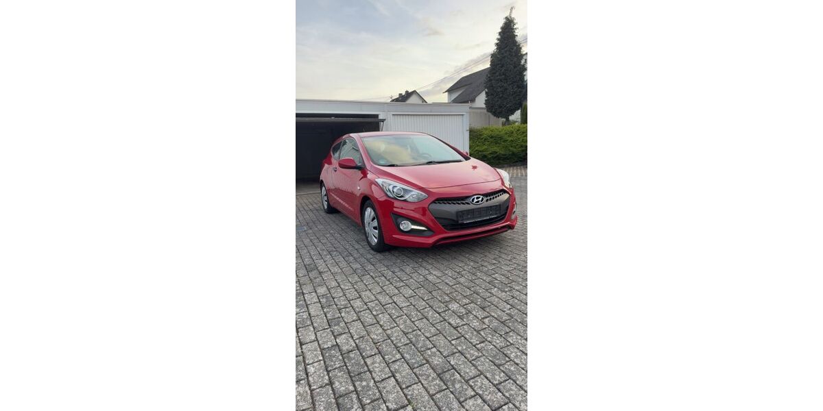 Hyundai i30 127.000 km 4.800 &euro; Ransbach-Baumbach 56235