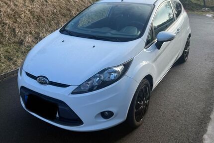 Ford Fiesta 137.931 km 3.890 &euro; Borchen 33178