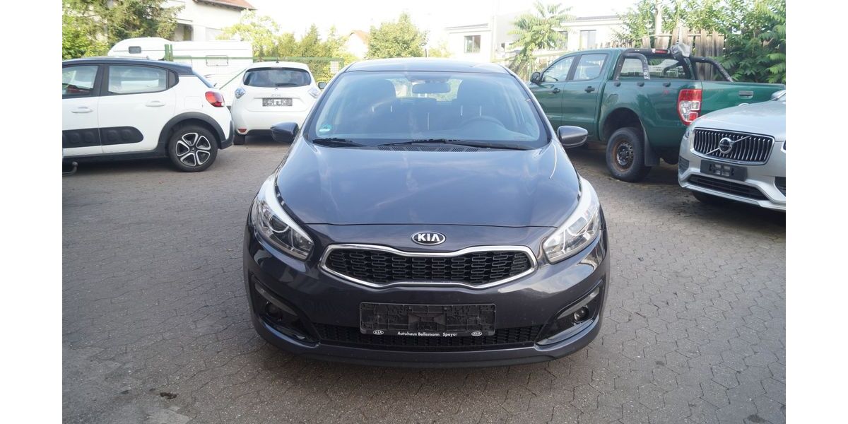 Kia ceed / Ceed 200.000 km 4.990 &euro; Ingelheim 55218