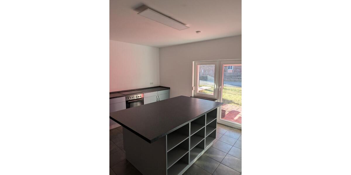 Bungalow Rathenow - 3 Zimmer, 117 m&sup2;, 1.200&euro; | Angebot:24736992