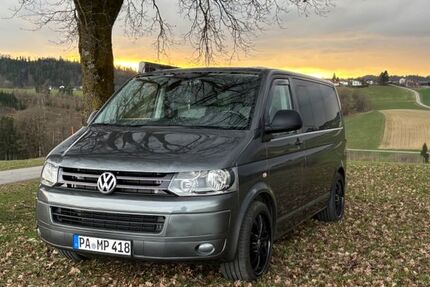 VW T5 Multivan 222.540 km 17.000 &euro; Büchlberg 94124