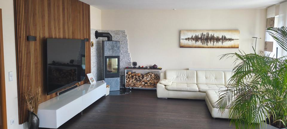 Einfamilienhaus Neuenstadt am Kocher - 8 Zimmer, 215 m&sup2;, 749.000&euro; | Angebot:27126039