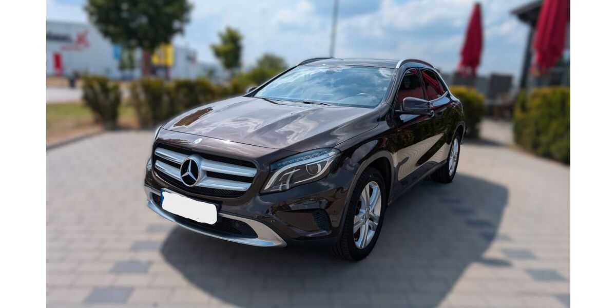 Mercedes-Benz GLA 200 95.100 km 14.700 &euro; Michelbach an der Bilz 74544