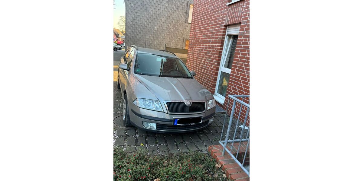Skoda Octavia 236.000 km 1.270 &euro; Oberhausen 46145