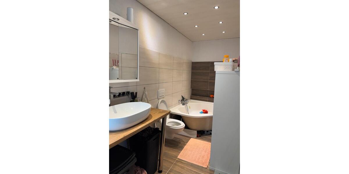 Einfamilienhaus Angelburg - 7 Zimmer, 144 m&sup2;, 250.000&euro; | Angebot:26586045