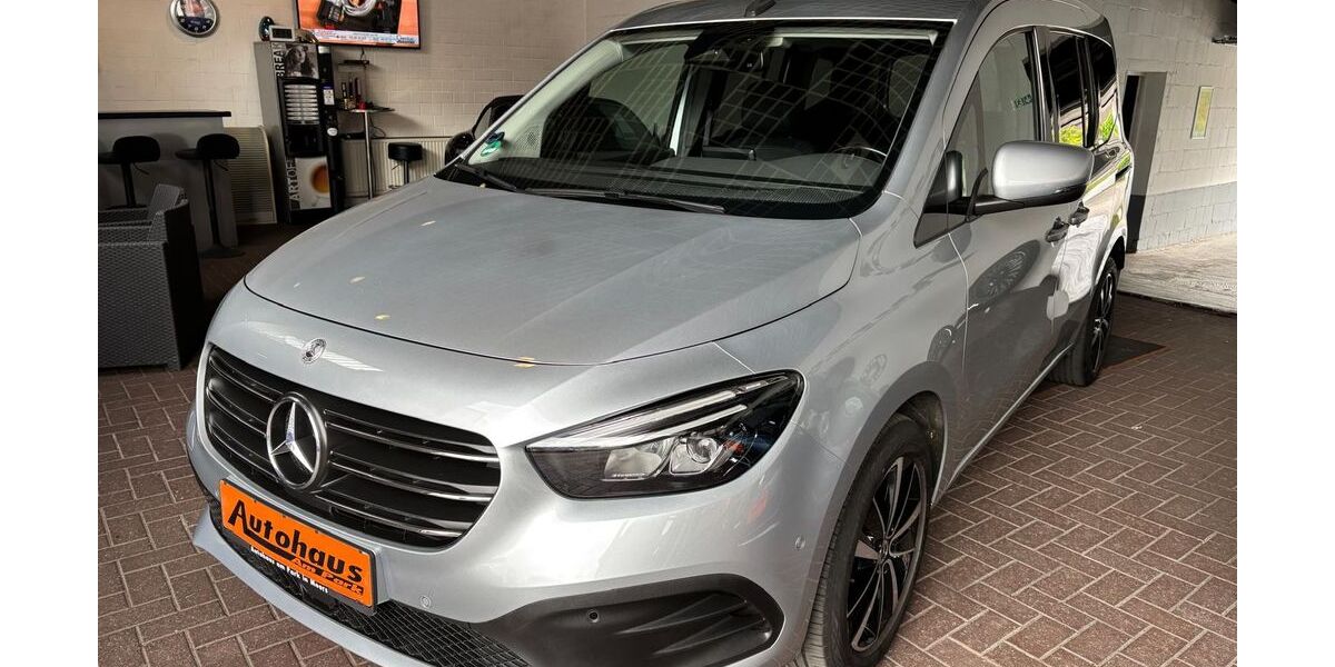 Mercedes-Benz T-Klasse 87.800 km 22.900 &euro; Moers 47441