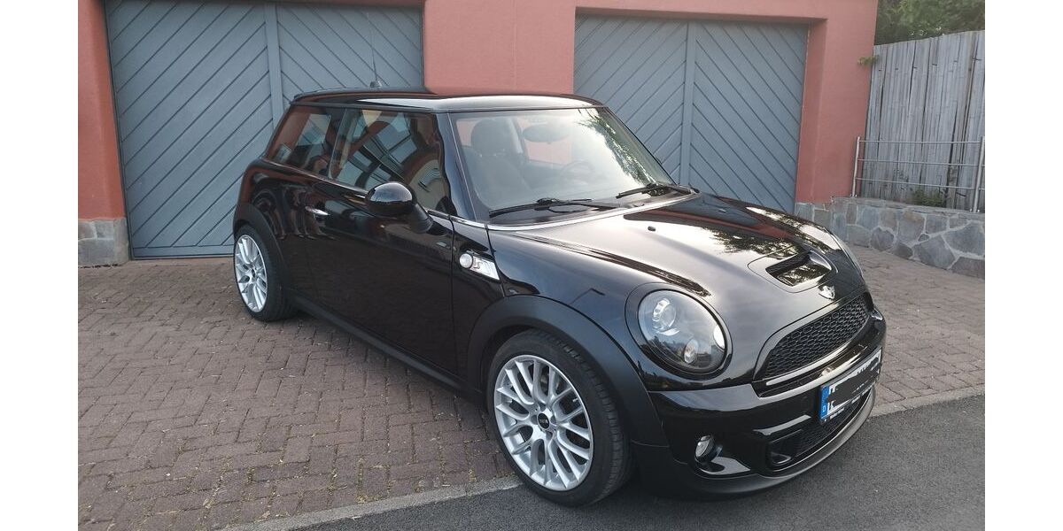 Mini Cooper S 175.500 km 8.500 &euro; Theres 97531