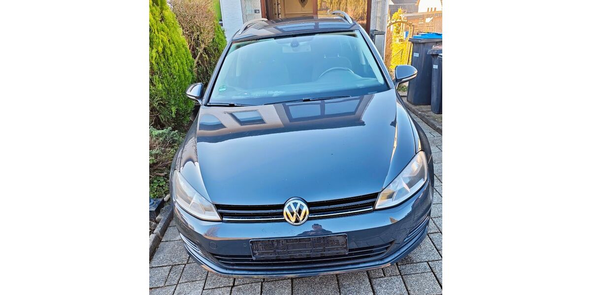 VW Golf 149.000 km 6.400 &euro; Neuenrade 58809